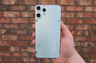 4 wonderful options Nothing added to the CMF Telephone 2 Professional