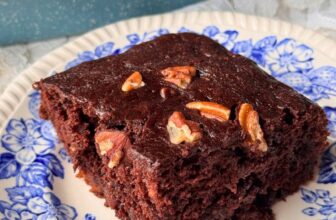 ZUCCHINI BROWNIES – The Southern Girl Cooks